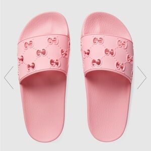 Gucci Pool Slides in pink 37